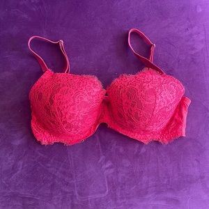 38D, Victoria’s Secret, Dream Angels Red Lace with Velvet Straps Bra